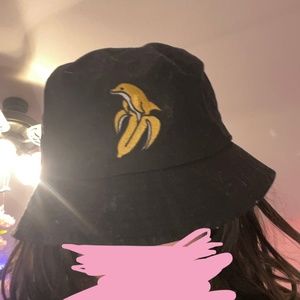 Banana Dolphin bucket hat